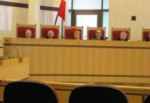 TK umorzył sprawę dotyczącą wniosku posła Macierewicza