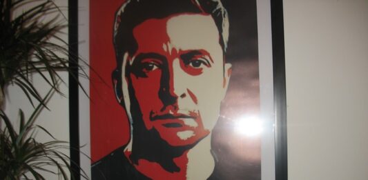 III RP – „sługa Ukrainy” – spłaca do UE ukraiński kredyt Zeleński