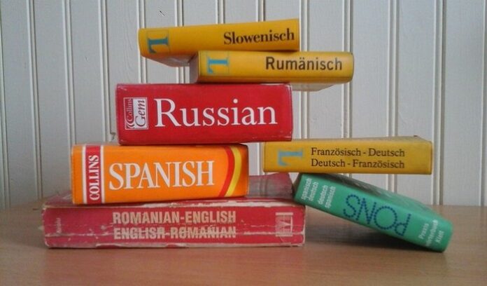 Słowniki i podręczniki językowe